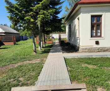 Aktuality / Nový chodník  - foto