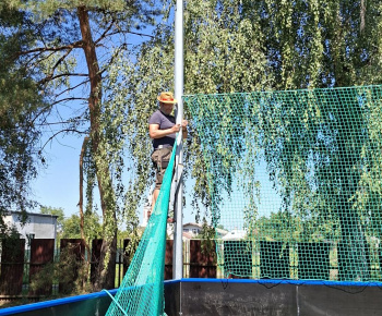 Aktuality / Výstavba „Viacúčelového ihriska 33x18 m s osvetlením“. - foto