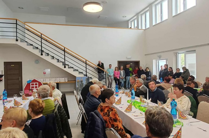 Mesiac úcty k starším 2025