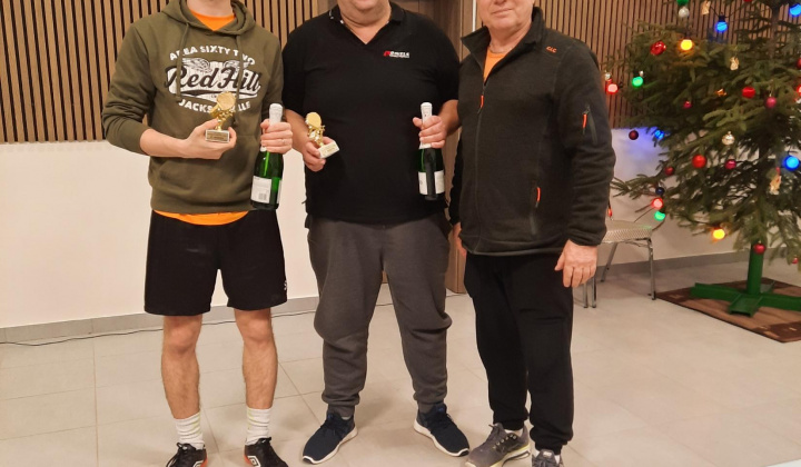 9. fotografia fotogalérie 10. ročník stolnotenisového turnaja o pohár starostu obce 2023