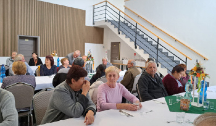 12. fotografia fotogalérie Mesiac úcty k starším 2022