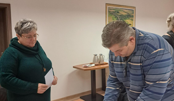 9. fotografia fotogalérie Ustanovujúce zastupiteľstvo Obecného zastupiteľstva obce Palín