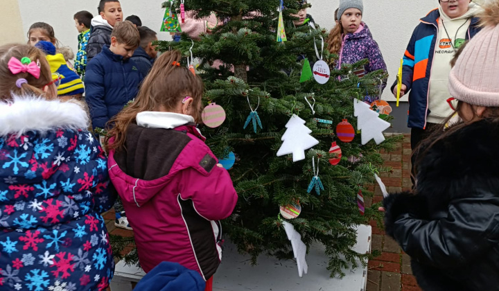 3. fotografia fotogalérie Aktuality / Vianočná nálada v našej obci - foto
