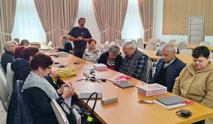1. fotografia fotogalérie Aktuality / Ukončenie 1. kola projektu Digitálni seniori - foto